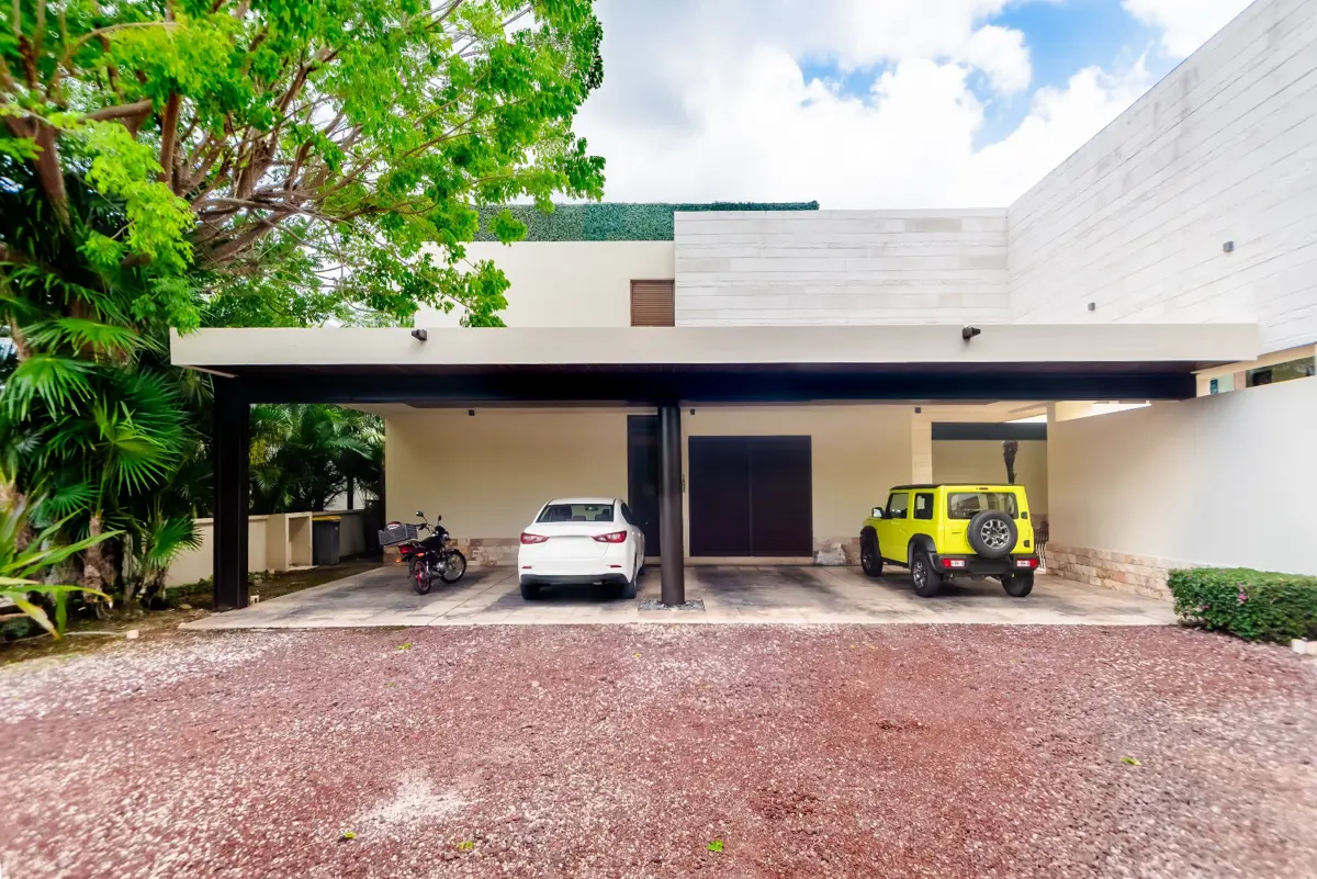 Casa en venta en Yucatán Country Club, Mérida — foto 1 de 14