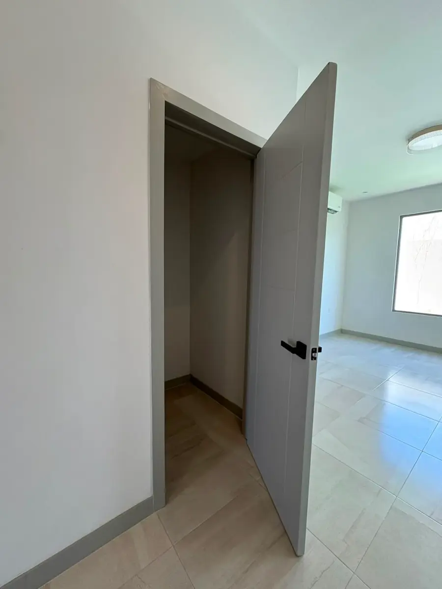 Vista 5 de Casa en Venta en Residencial Laureles Modelo A