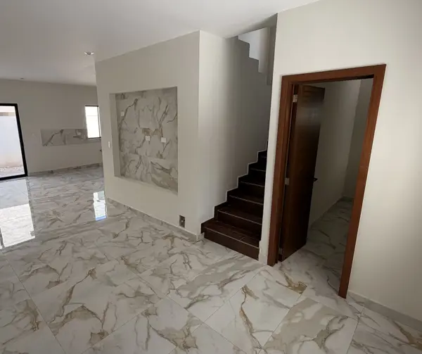 Casa en venta en Brisas Poniente, Saltillo — foto 2 de 14