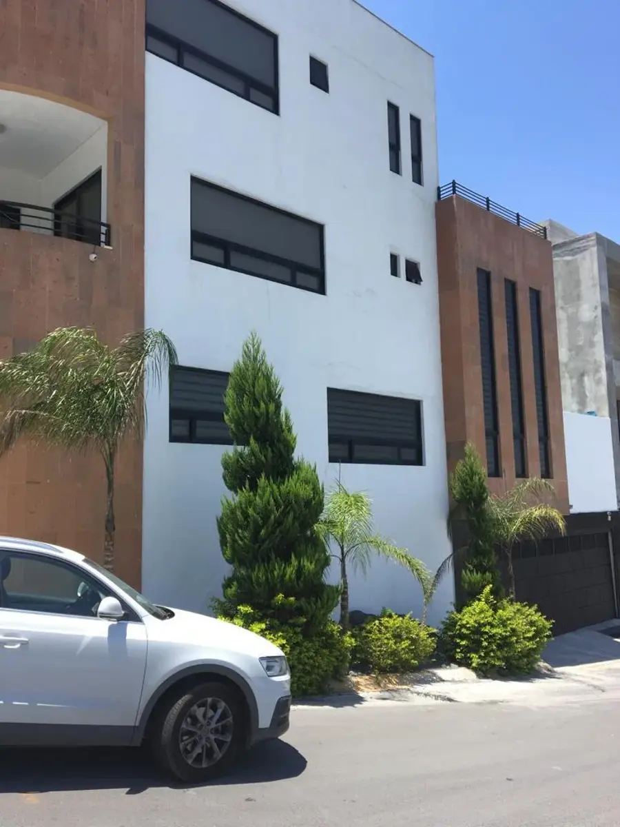 Casa en Renta en Cumbres Monterrey Casa en Renta en Cumbres Monterrey
