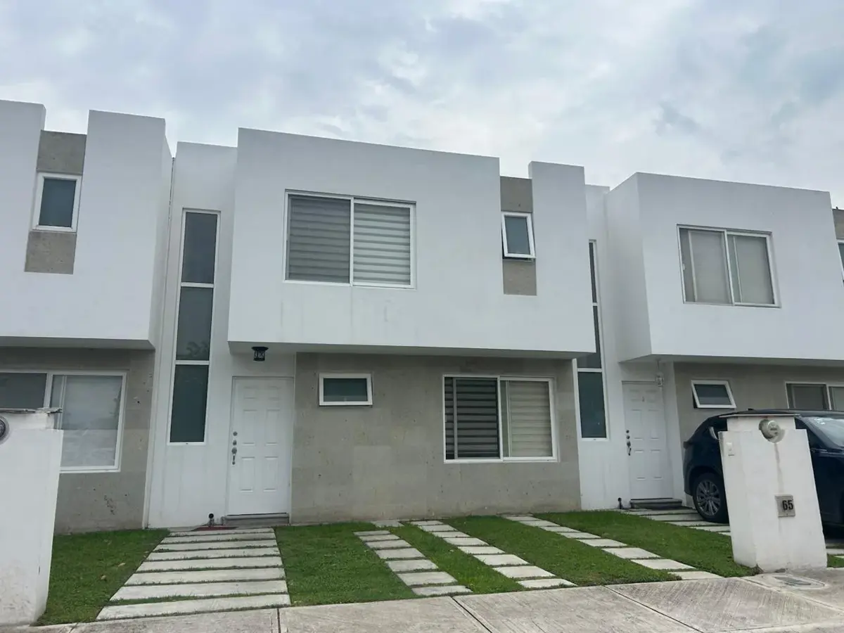 Casa en venta en Paseos del Bosque, Corregidora — foto 1 de 18