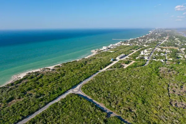 Terreno en venta en Pueblo Chuburna Puerto, Progreso — foto 2 de 13