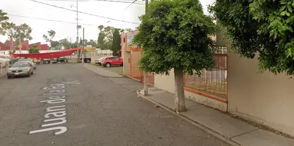 Casa en venta en Los Héroes Ecatepec Sección IV, Ecatepec de Morelos — foto 3 de 5