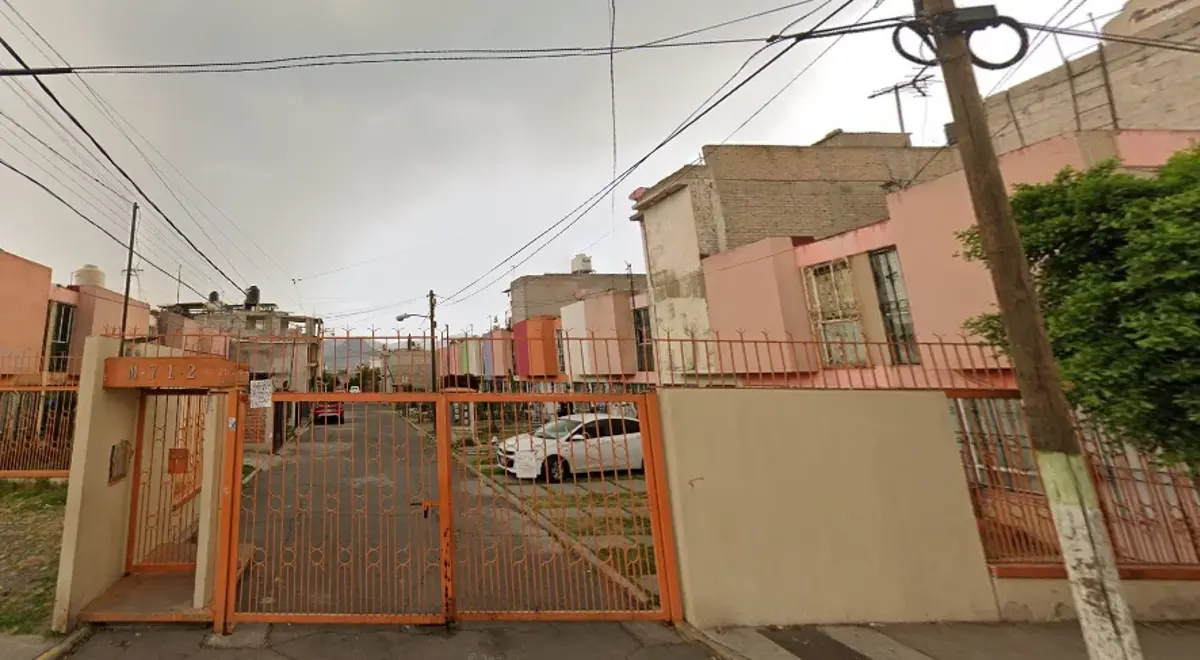 Casa en venta en Los Héroes Ecatepec Sección IV, Ecatepec de Morelos — foto 1 de 5