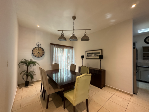 Casa en renta en Rincón de Sayavedra, Saltillo — foto 2 de 28