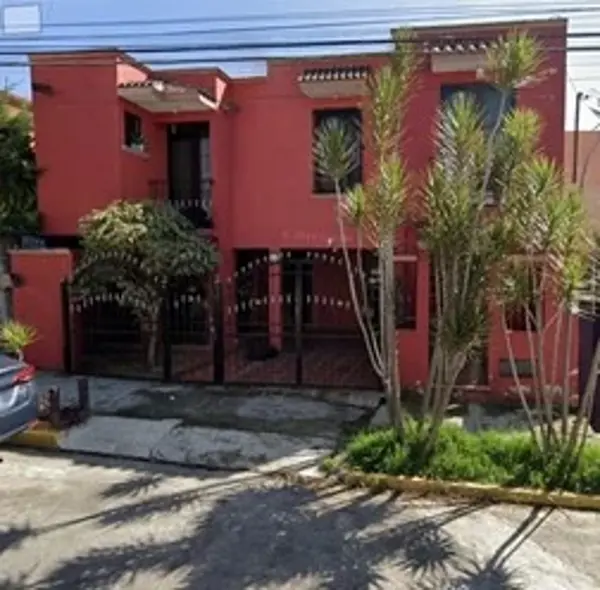 Venta de Casa en Xalapa, cerca de servicios en Sebastián Lerdo de Tejada Indeco