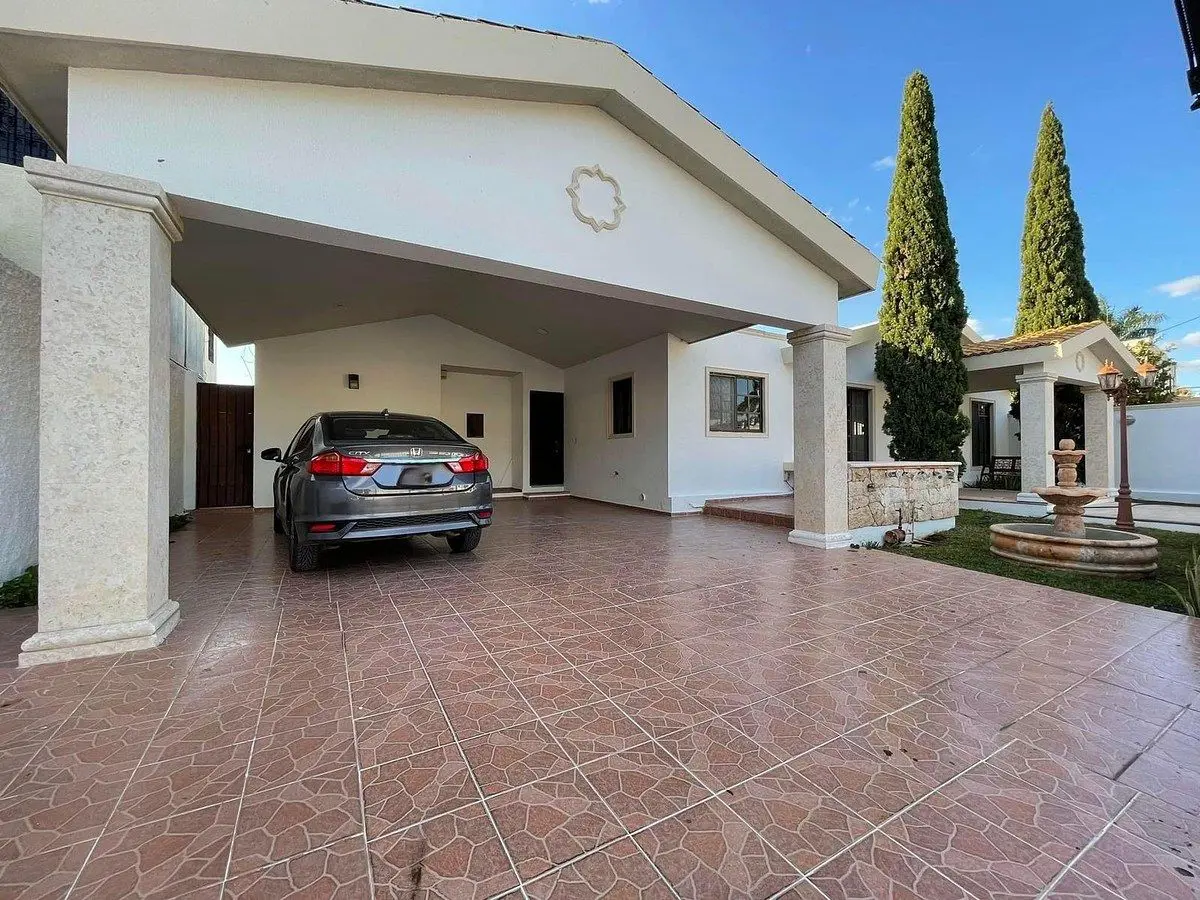 Casa en Venta y Renta en Mérida, Yucatán, Col. San Antonio Cinta Casa en Venta y Renta en Mérida, Yucatán, Col. San Antonio Cinta