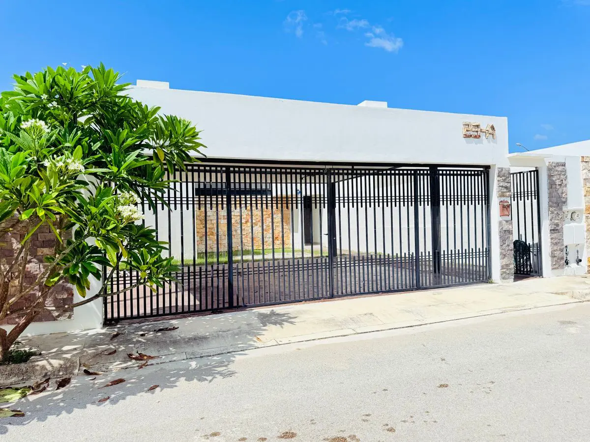 Casa en venta en Merida, Yucatan en Allura, Cholul Casa en venta en Merida, Yucatan en Allura, Cholul