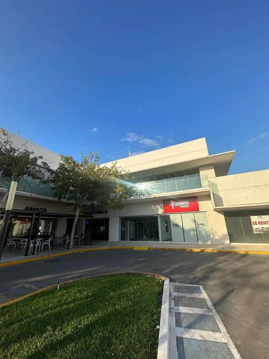 Local Comercial en Renta en Merida, Yucatan, en Altabrisa, planta alta Local Comercial en Renta en Merida, Yucatan, en Altabrisa, planta alta