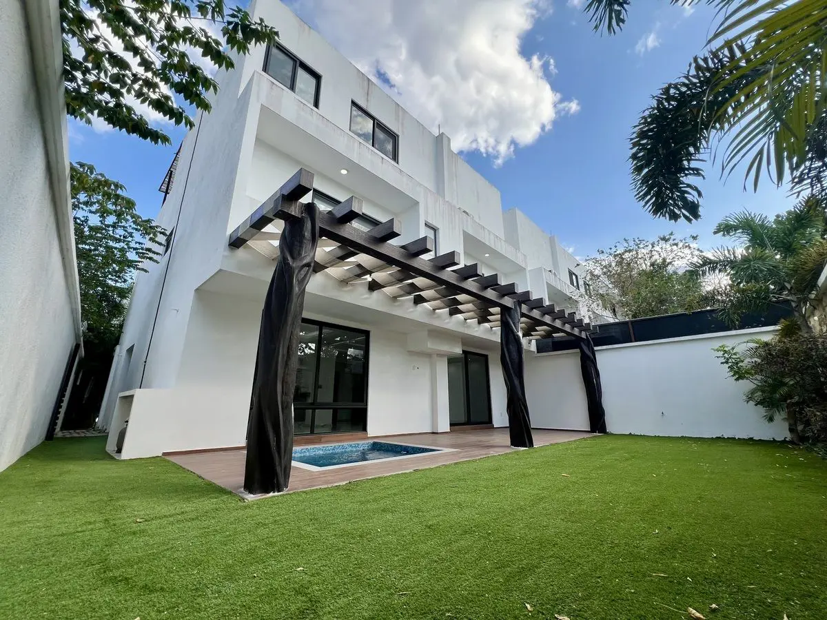 Casa en venta con paneles solares en Temozón Norte Casa en venta con paneles solares en Temozón Norte