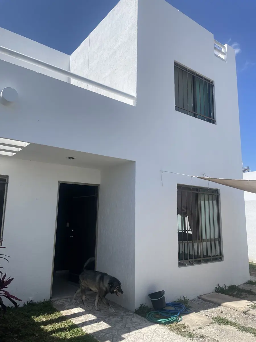 Casa en Venta en esquina en Las Américas Casa en Venta en esquina en Las Américas