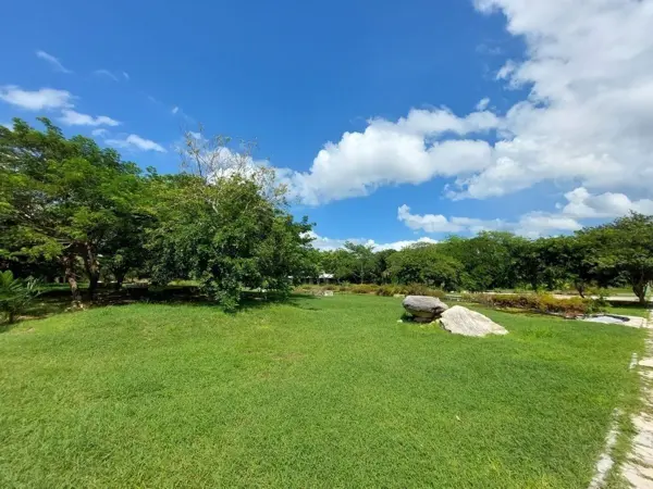 Terreno en venta en Residencial Xcanatún, Mérida — foto 2 de 6
