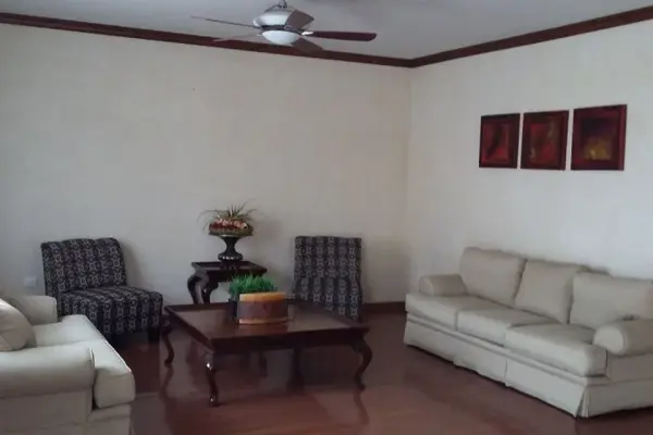 Casa en renta en Villa Bonita, Saltillo — foto 2 de 11