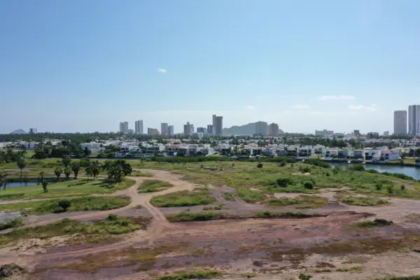 Terreno en venta en Marina El Cid, Mazatlán — foto 2 de 16
