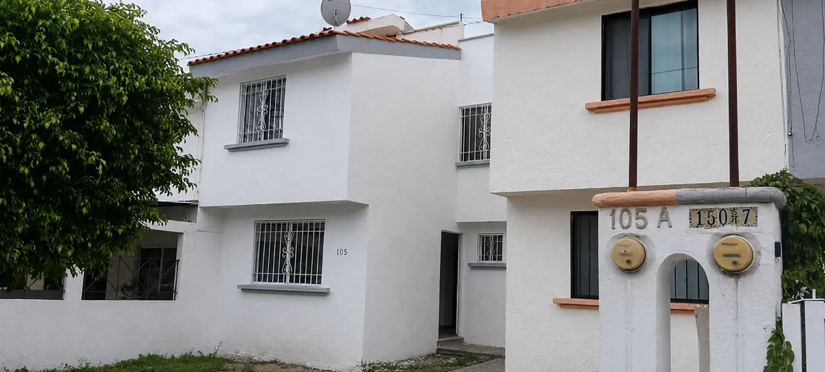Casa en venta en Los Pirules, León — foto 1 de 3