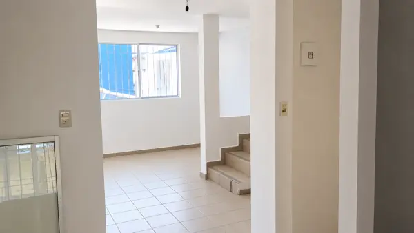 Casa en venta en Los Pirules, León — foto 3 de 3