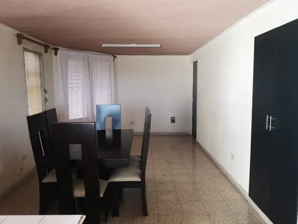 Renta departamento amueblado fracc. Brisas, 2 recamaras (1 con clima), 1 baño completo, super cerca