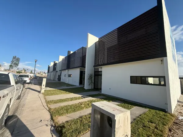 Casa en venta en Pachuquilla, Mineral de la Reforma — foto 2 de 29