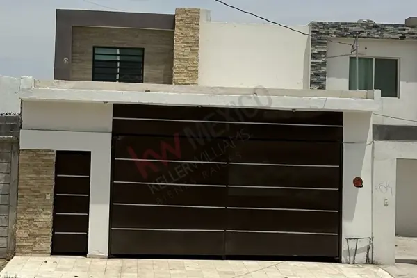 Casa en venta en Filadelfia, Gómez Palacio — foto 2 de 28