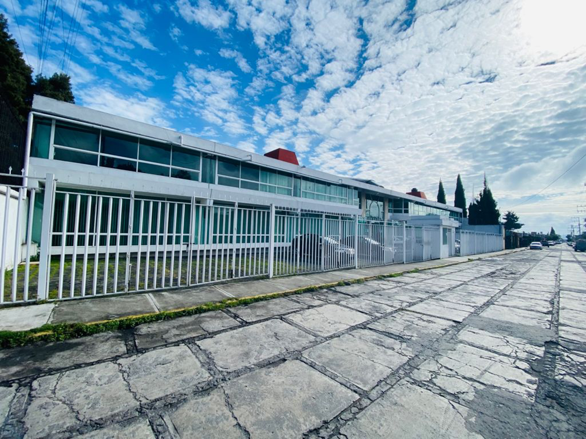 Edificio en renta en Santa Ana Tlapaltitlan, Toluca — foto 1 de 21