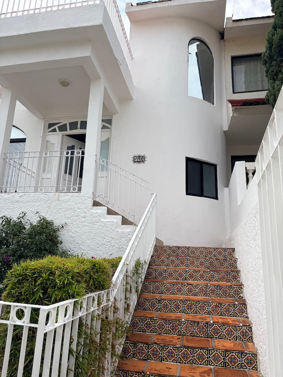 Casa en renta en Tejeda, Corregidora — foto 1 de 19