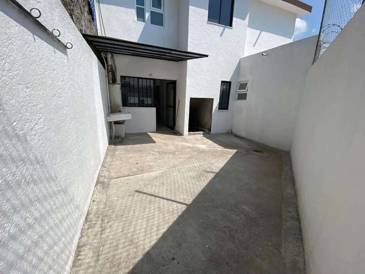 Casa en renta en Rancho Cortes, Cuernavaca — foto 1 de 15
