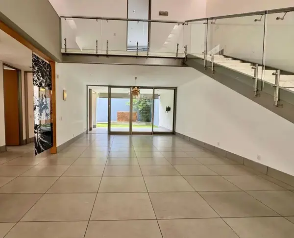 Casa en venta en Puerta de Hierro, Zapopan — foto 2 de 23