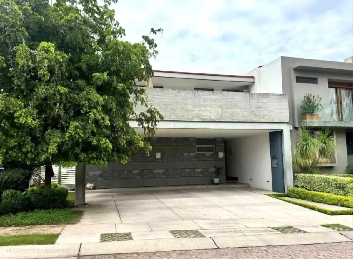 Casa en venta en Puerta de Hierro, Zapopan — foto 1 de 23