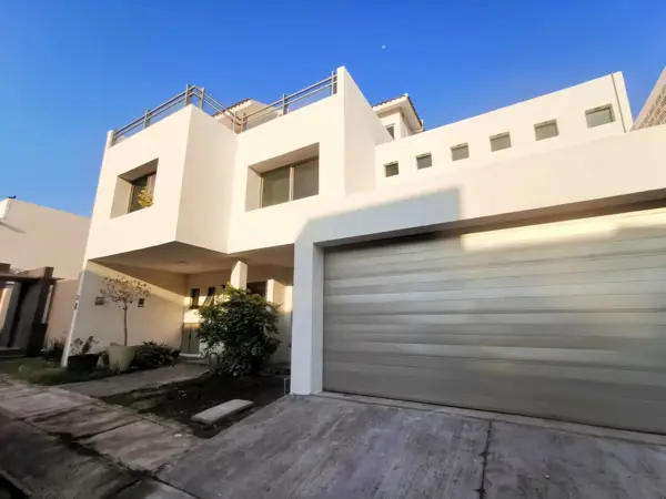 Casa en venta en Las Lomas Residencial, Alvarado — foto 2 de 16