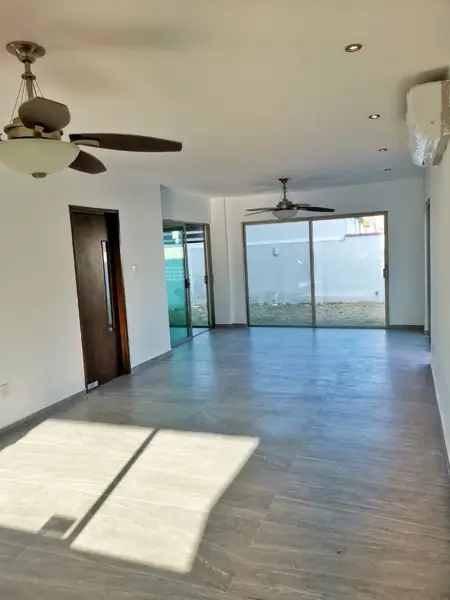 Casa en venta en Las Lomas Residencial, Alvarado — foto 3 de 16