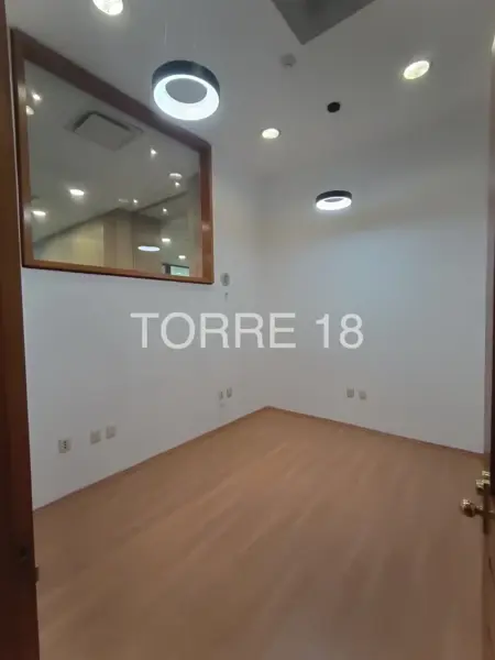 Oficina en venta en Bosques de las Lomas, Cuajimalpa de Morelos — foto 3 de 10