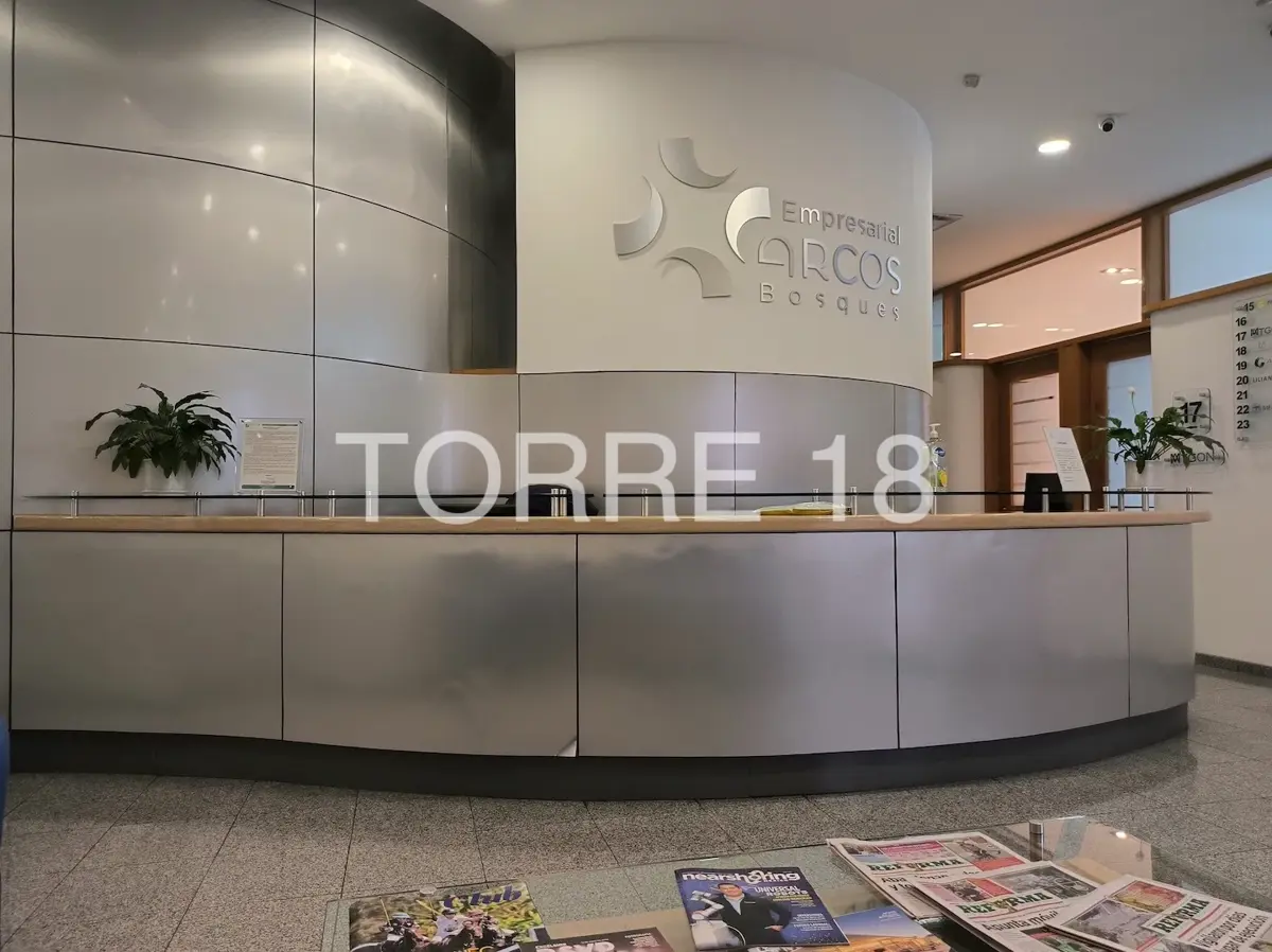 Oficina en venta en Bosques de las Lomas, Cuajimalpa de Morelos — foto 1 de 10