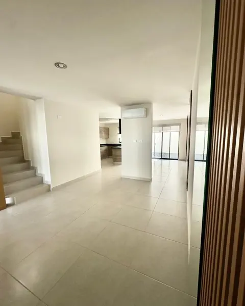 Casa en renta en Ferrara Residencial, García — foto 2 de 35