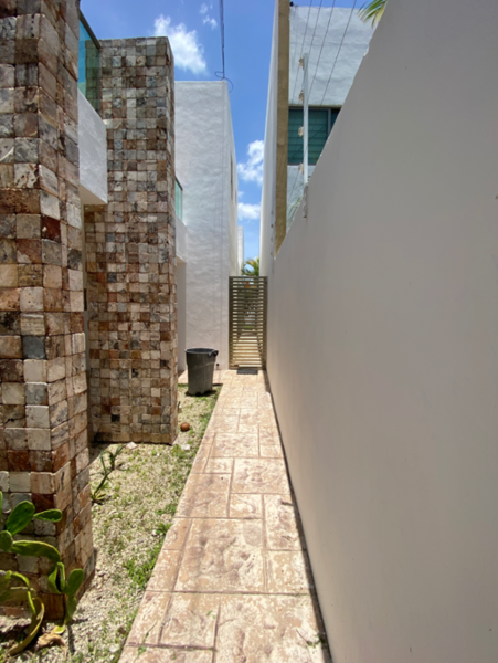 Casa en venta en Pinos Norte II, Mérida — foto 2 de 35