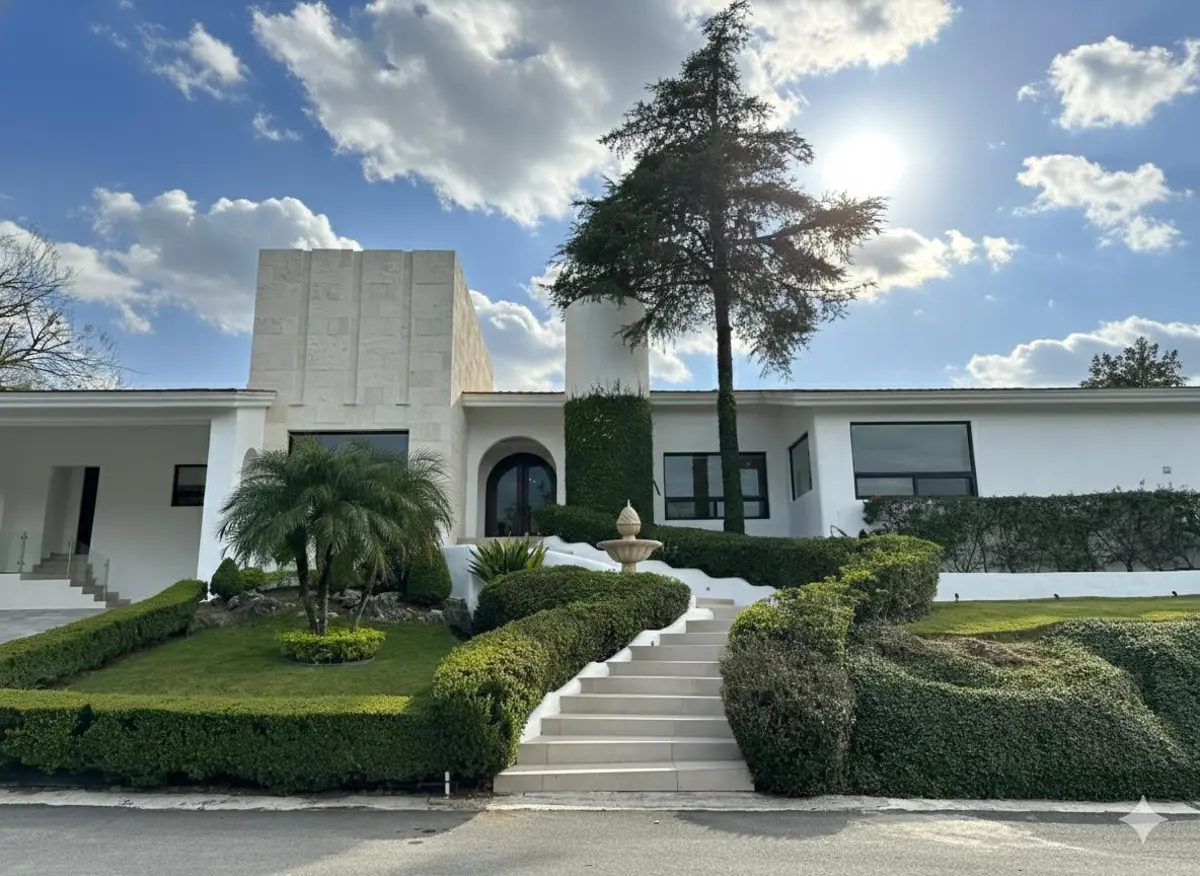 Casa en renta en Las Misiones, Santiago — foto 1 de 36