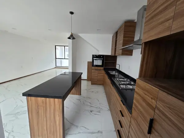 Casa en venta en Cañadas del Bosque, Morelia — foto 2 de 23