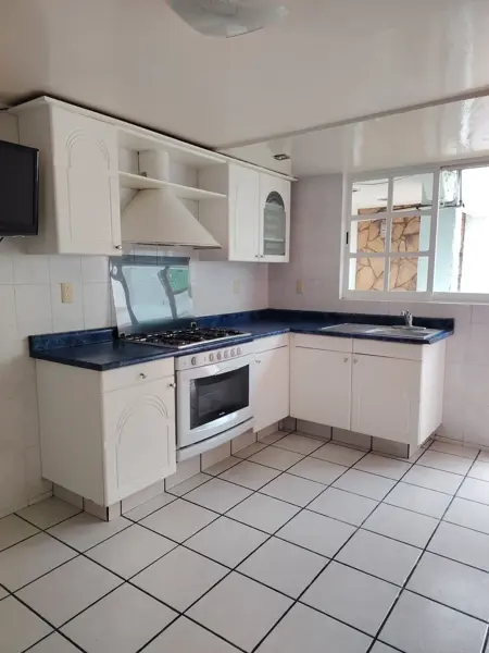 Casa en venta en Valle Dorado, Tlalnepantla de Baz — foto 3 de 16