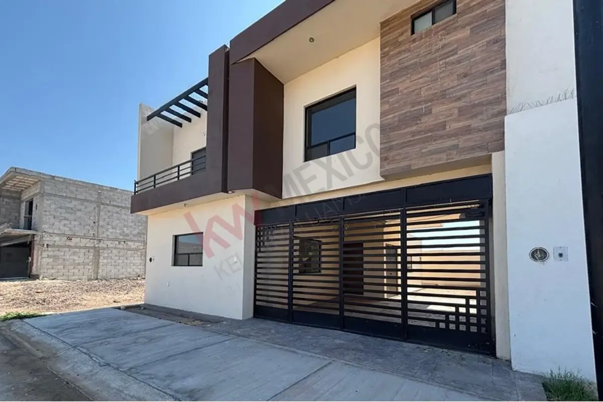 Casa en venta en Villas del Renacimiento, Torreón — foto 1 de 10