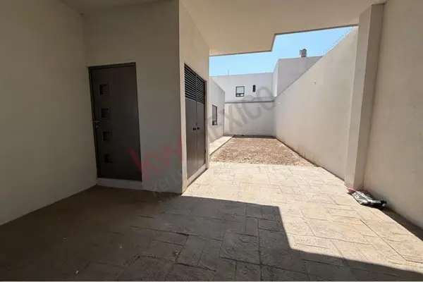 Casa en venta en Villas del Renacimiento, Torreón — foto 3 de 10