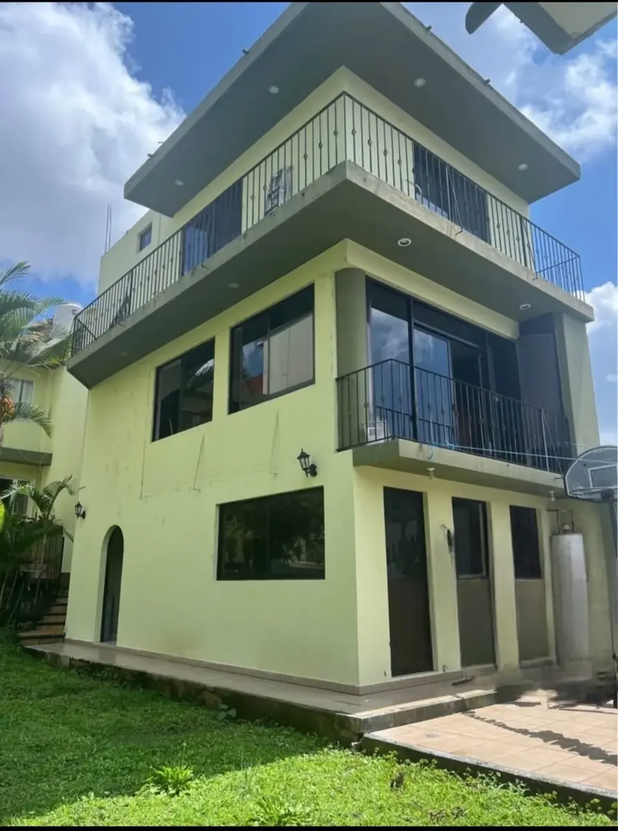 Casa en venta en Xalapa Enríquez Centro, Xalapa — foto 1 de 10