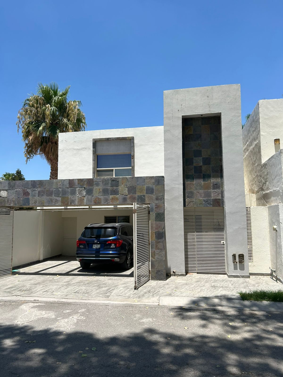 Casa en venta en Los Viñedos, Torreón — foto 1 de 13