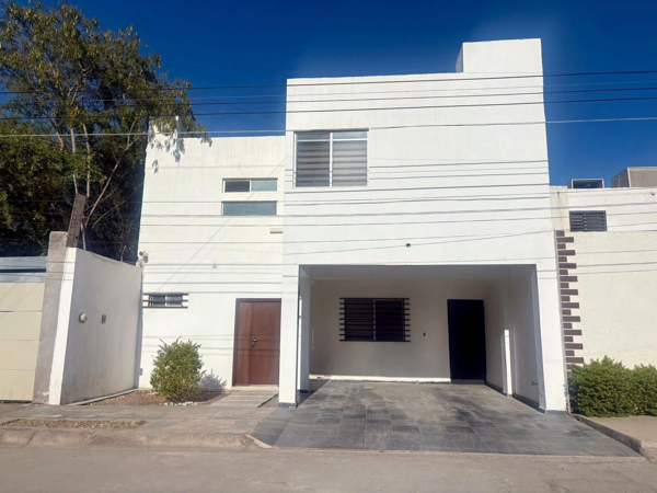 Casa en venta en El Oasis, Torreón — foto 2 de 37