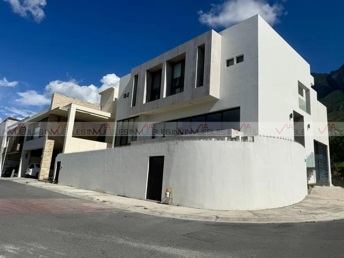 Casa en venta en Cantizal, Santa Catarina — foto 1 de 12