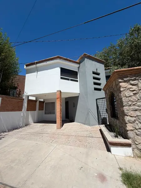 Casa en renta en Misiones del Emir, Juárez — foto 2 de 19