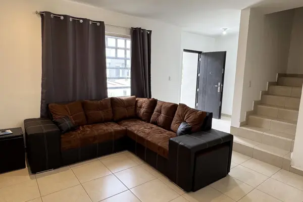 Casa en renta en Villas Castellana, Saltillo — foto 3 de 16