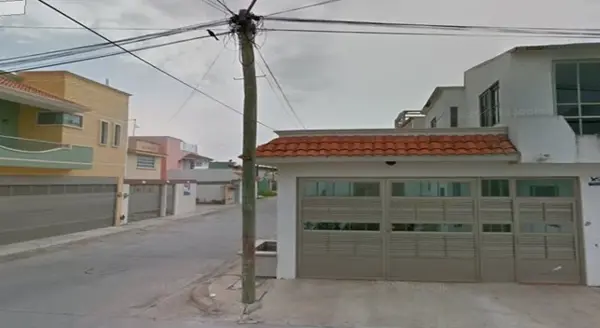 Casa en venta en El Paraíso, Coatzacoalcos — foto 3 de 9