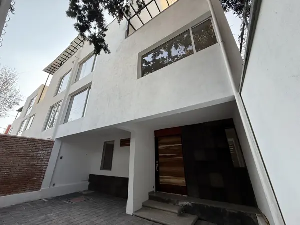 Casa en venta en Fuentes de Tepepan, Tlalpan — foto 2 de 28