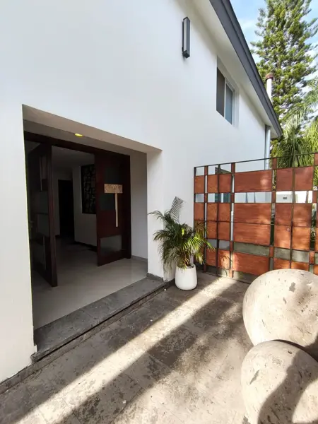 Casa en venta en Puerta de Hierro, Zapopan — foto 2 de 13