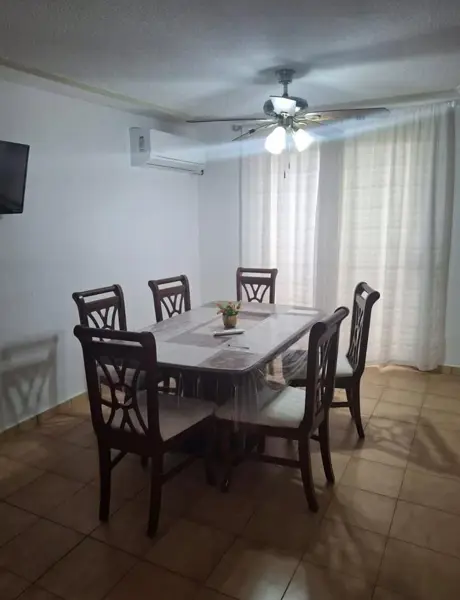 Casa en renta en Villas de Huinalá, Apodaca — foto 2 de 9