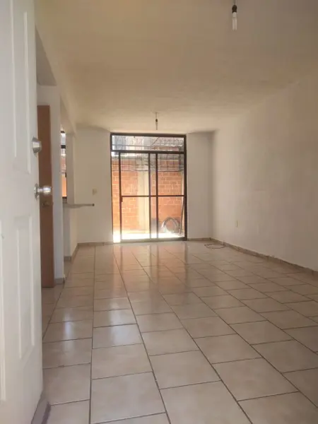 Casa en venta en Praderas del Bosque, León — foto 3 de 10